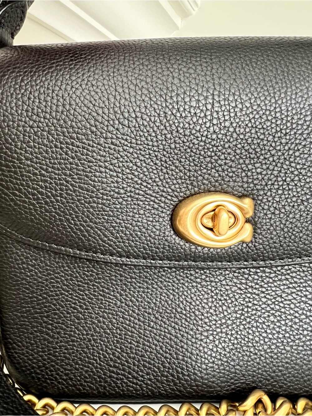 Coach Black Pebbled Leather Shoulder Bag with Gold Hardware - Picture 3 of 15